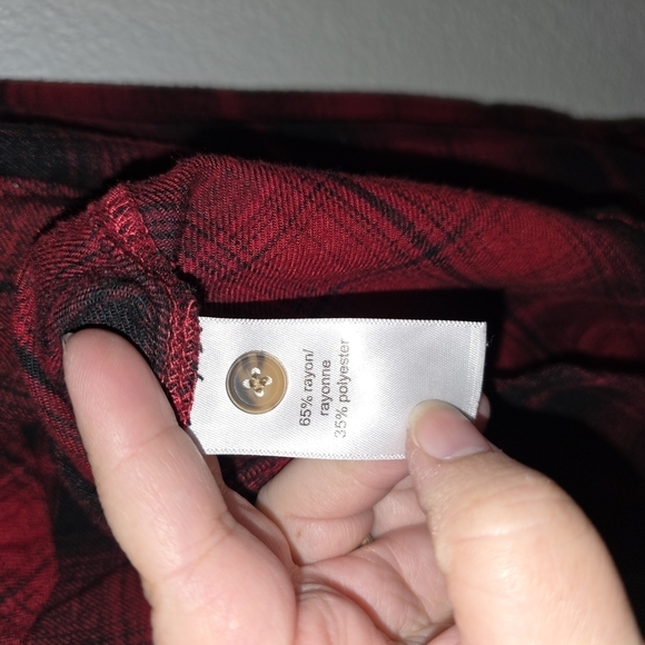 Plaid Button-Up Shirt - Red and Black - Picture 3 of 5